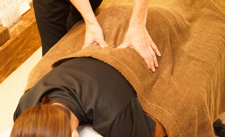 違法？安全？メンズエステ店が24時間営業できる意外な理由